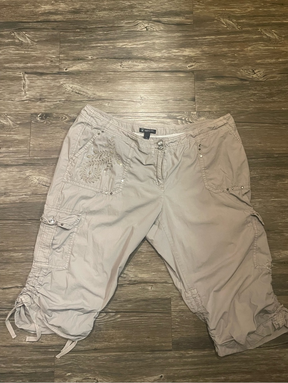 Y2K Cargo Capris Embellished w Rhinestones size 18W